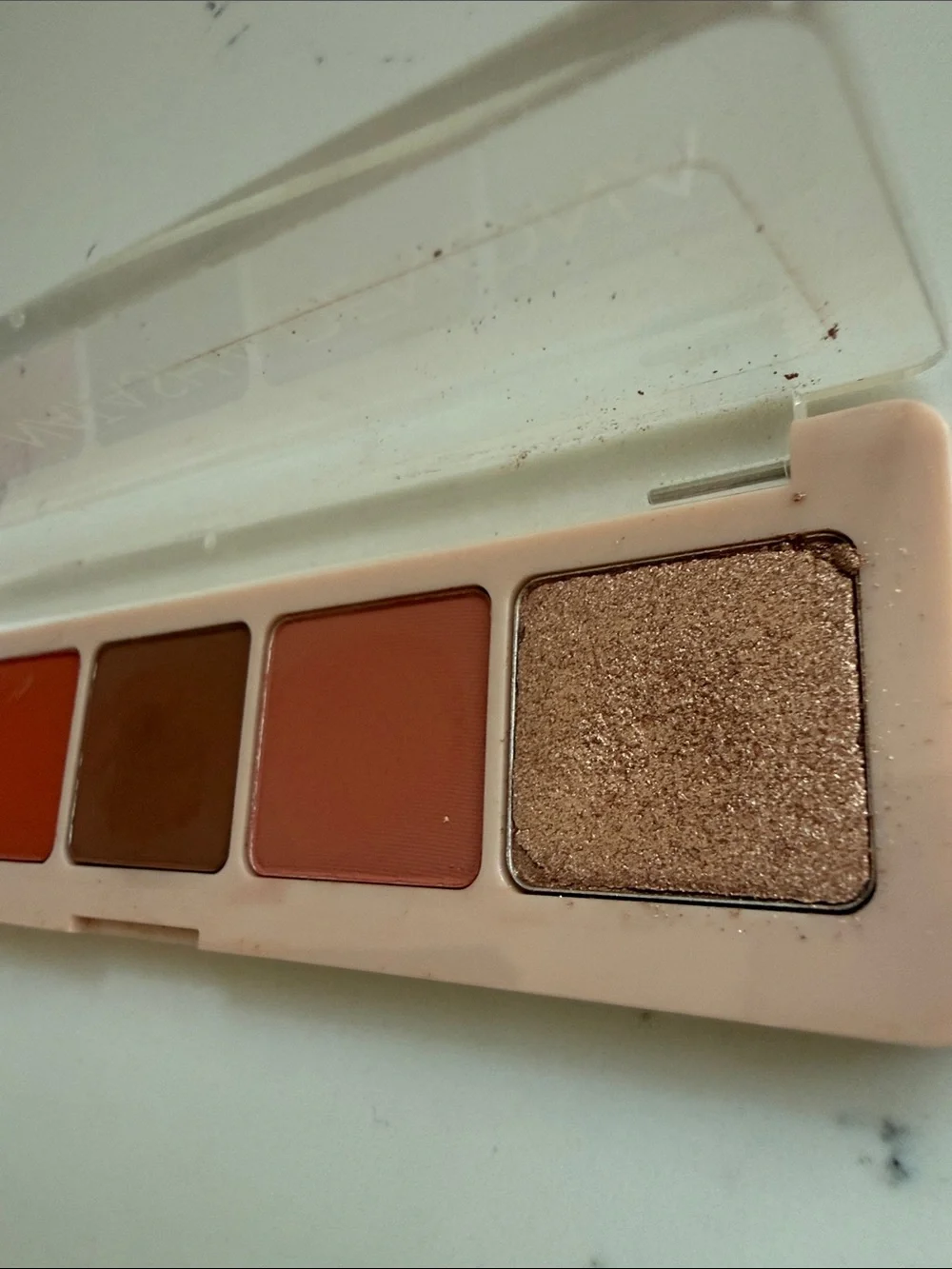 Natasha Denona Eyeshadow Peak Palette With neutral metallic shades